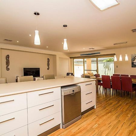 Busselton Holiday Home Εξωτερικό φωτογραφία